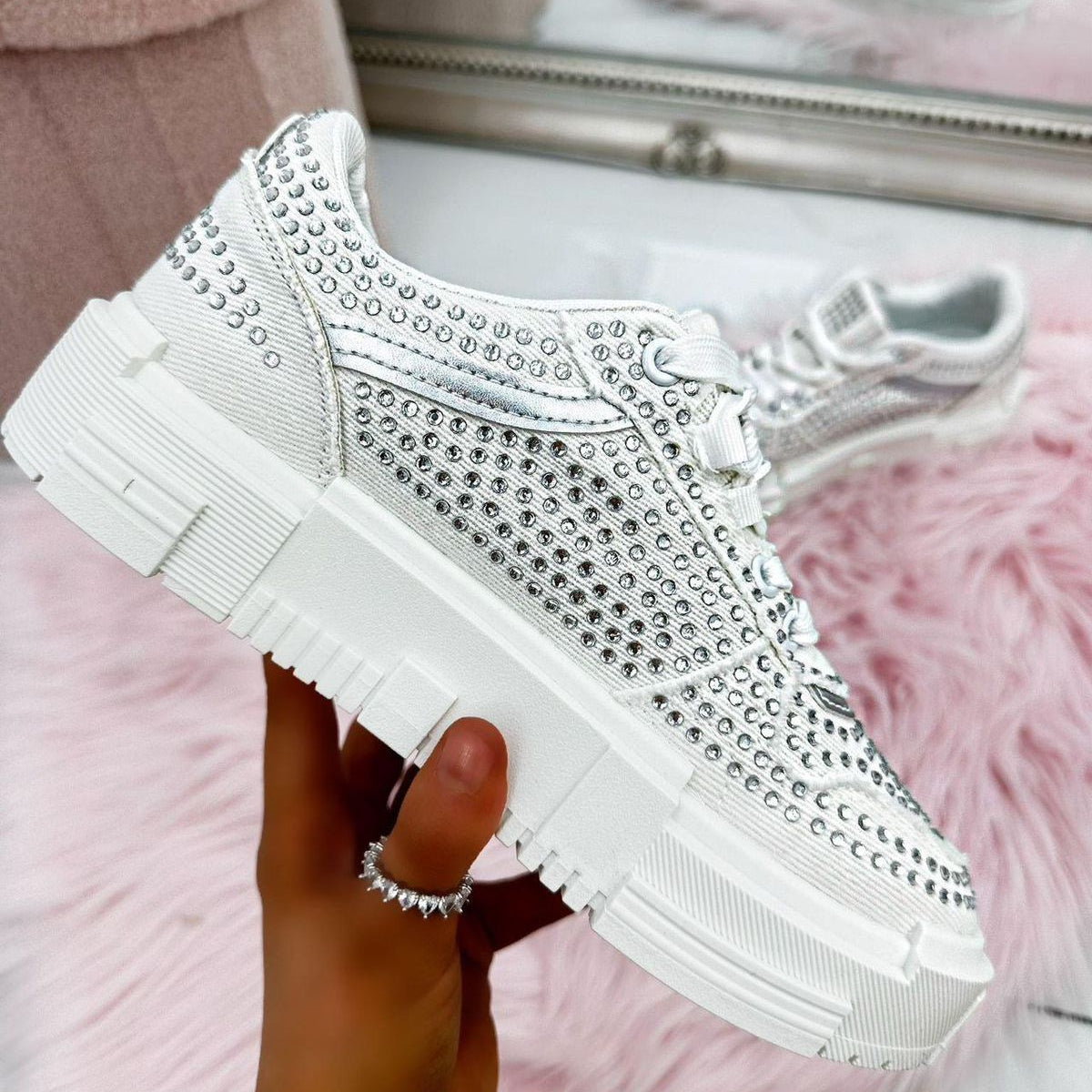 Tenis blanco apliques brillantes suela 3cm 9103 C-91